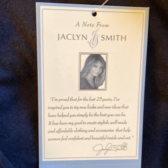 Sleeveless Black Top with Sequins around the V/Neck Line XL NWT - Picture 6 of 6